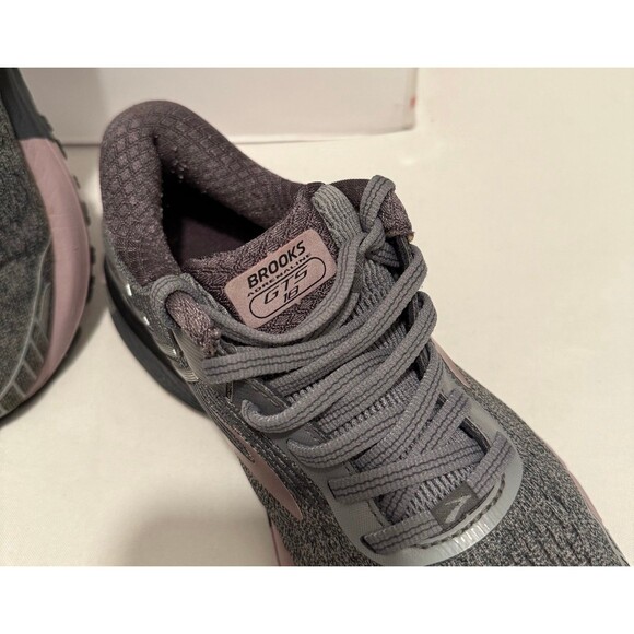Brooks Women’s Size 6.5B - Picture 7 of 9